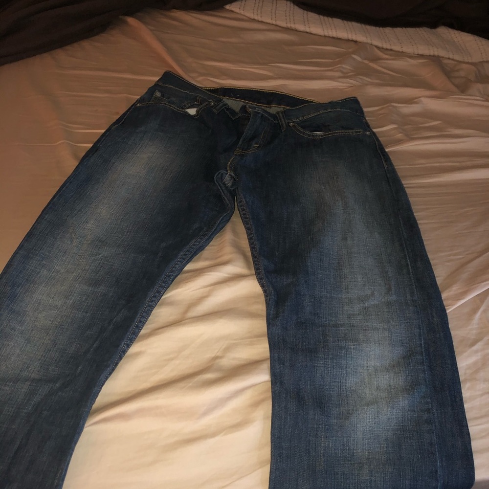 Men’s Levi jeans